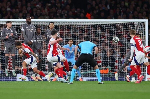 Gol Tendangan Bebas Declan Rice Bikin Madrid Kaget